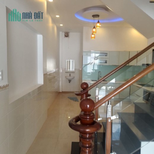 Nhà ít người nên cần bán nhanh nhà Hẻm xe tải, 4 tấm, 5 PN, 50m2 Hương lộ 2.