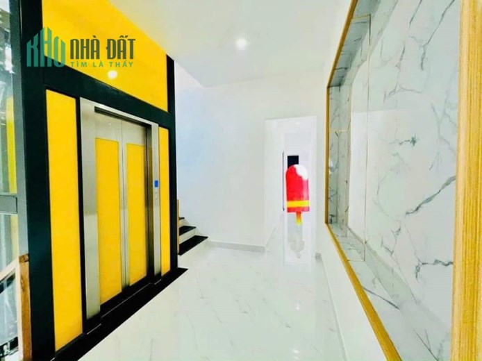 Bán nhà đường Lạc Long Quân, F2, TP Vũng Tàu