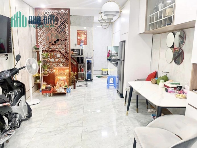 Nhà Bình Hưng Hòa, Hương Lộ 3 Bình Tân, 5x12, 2 Tầng, Nhà Đẹp Như Biệt Thự, Hẻm Nhựa Ô Tô. Chỉ 4.6