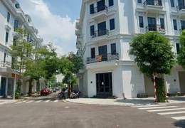 HIẾM CÓ ! BÁN NHÀ LUXURY KIẾN HƯNG HÀ ĐÔNG 73 MÉT NHỈNH 10 TỶ SHOPHOUSE LUXURY. VỊ TRÍ ĐẸP, TƯƠNG