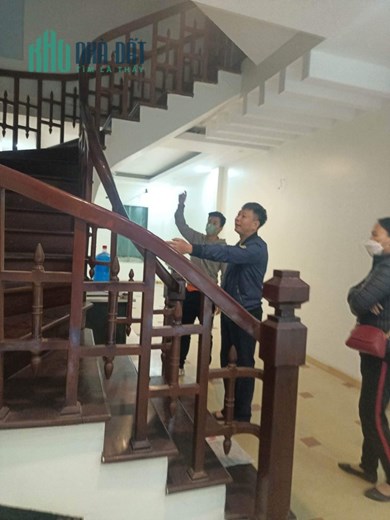 Giảm 500 triệu bán nhà phố Trần Phú 61m2 nhà 6 tầng có hầm gara giá bán 10 tỷ