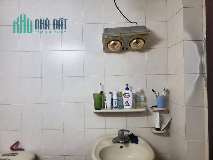 Bán nhà Xã Đàn 35m2 x 5 tầng, cầu thang cuối, ngõ thông tứ tung, thoáng, tiện ích đầy đủ, nhỉnh 4