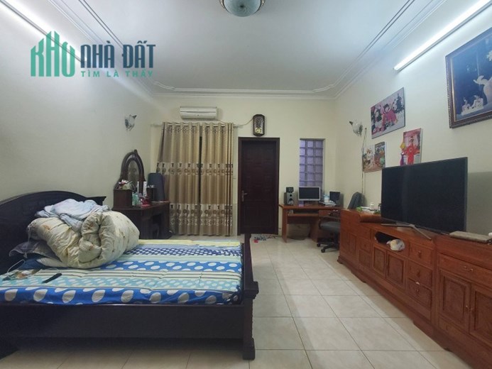 Bán nhà Xã Đàn 35m2 x 5 tầng, cầu thang cuối, ngõ thông tứ tung, thoáng, tiện ích đầy đủ, nhỉnh 4