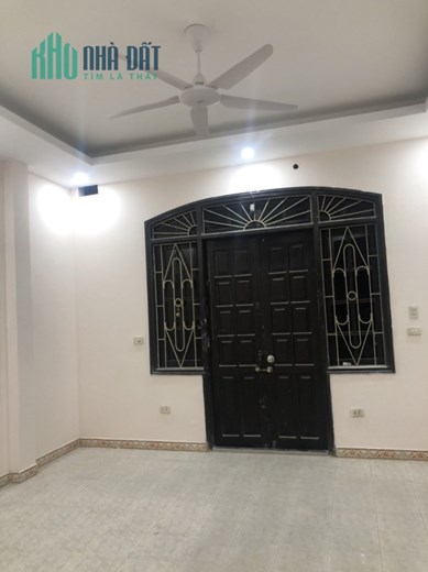 Bán nhà Nguyên Lương Bằng 45m2 5 tầng, MT 6,5m, ngõ thông Hồ Đắc Di, cầu thang cuối, chỉ 5 tỷ, lh