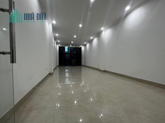 55MX7T TRUNG YÊN KINH DOANH Ô TÔ TRÁNH NHÀ ĐẸP