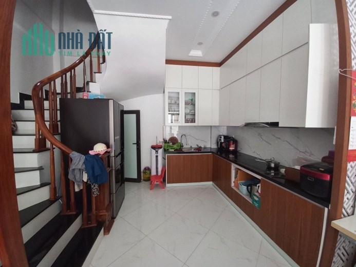 Bán nhà đẹp ở luôn Tôn Đức Thắng 25m2 4 tầng ngõ thoáng rộng, thông tứ tung, nhỉnh 2 tỷ, lh