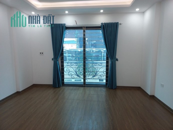 Bán nhà đẹp ở luôn Tôn Đức Thắng 25m2 4 tầng ngõ thoáng rộng, thông tứ tung, nhỉnh 2 tỷ, lh