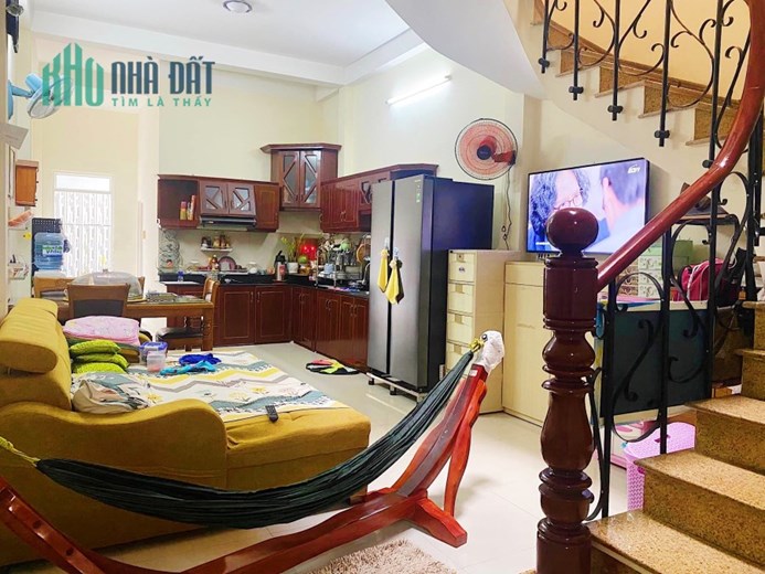 Mặt Tiền Phạm Thế Hiển - Quận 8.DT: 4m x 24m x 4 tấm (96m²).G.i.á: 7.1 t.ỷ. (thương lượng).