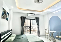 Bán nhà Đặng Tiến Đông 33m2 5 tầng, ngõ nông, thông tứ tung, dân trí cao, an sinh đỉnh, 4,5 tỷ, lh