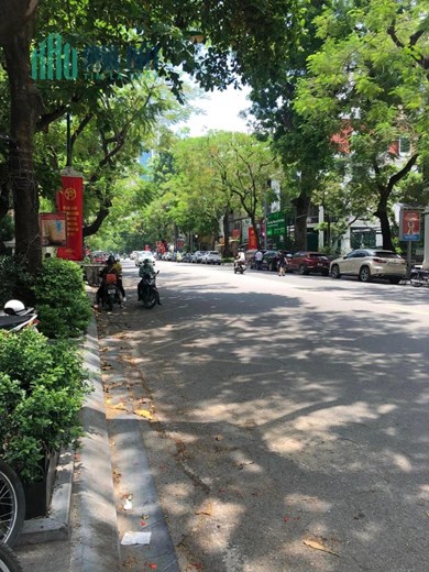 CỰC HIẾM MẶT PHỐ LÝ NAM ĐẾ -HOÀN KIẾM 85M2, 9T, THÔNG SÀN, VỈA HÈ KINH DOANH, 53.8 TỶ.