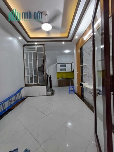 ẢO THẬT ĐẤY!!! Dòng tiền ngayTT Trần Thái Tông chỉ Nhỉnh 4 tỷ mà 31m2 5 tầng