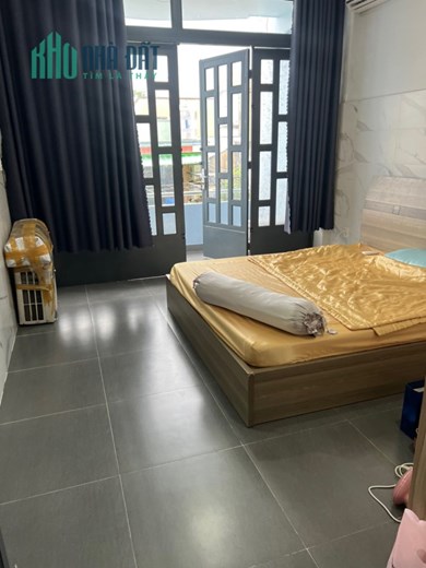 Cho thuê nhà nguyên căn mới Quận 11 kết hợp ở và kinh doanh