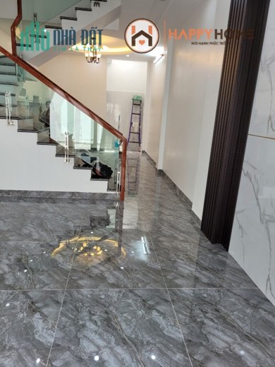 Bán nhà xây mới đường Thiên Lôi ngõ cực nông, 48m 3 tầng, GIÁ 2.8 tỉ gần AEON