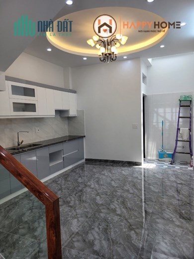 Bán nhà xây mới đường Thiên Lôi ngõ cực nông, 48m 3 tầng, GIÁ 2.8 tỉ gần AEON