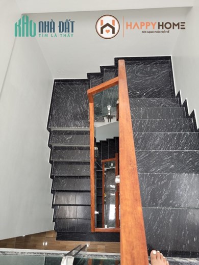Bán nhà xây mới đường Thiên Lôi ngõ cực nông, 48m 3 tầng, GIÁ 2.8 tỉ gần AEON