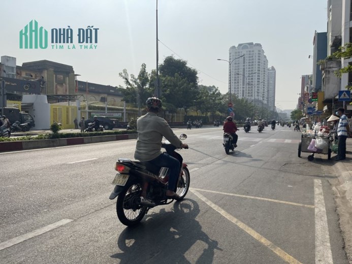 Nhà bán HXH 5m Lê Đại Hành Quận 11 3 tầng BTCT 35m2 nhỉnh 5 tỷ thương lượng.