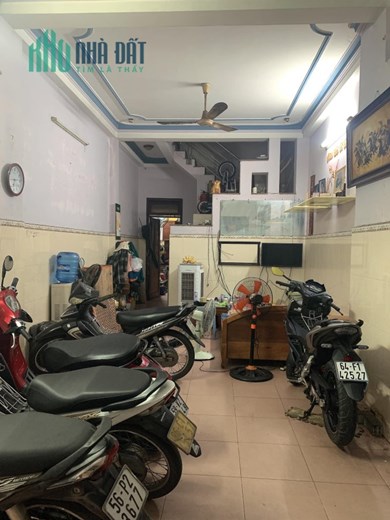 BÁN NHÀ HẺM 876 CÁCH MẠNG THÁNG 8, PHƯỜNG 5 TÂN BÌNH - 80M2 CHÍNH CHỦ DANH 0779192910