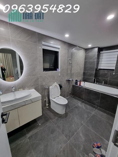 NHÀ ĐẸP LONG LANH LÁNG HẠ, QUẬN ĐỐNG ĐA, NGÕ THÔNG, LÔ GÓC 3 THOÁNG, NỘI THẤT XỊN NHẬP KHẨU, CHỈ 7