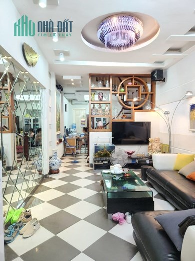 BÁN NHÀ GIANG VĂN MINH, TẶNG NỘI THẤT, GẦN PHỐ, 50M2 5T, GIÁ 6.8 TỶ