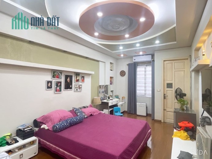 BÁN NHÀ GIANG VĂN MINH, TẶNG NỘI THẤT, GẦN PHỐ, 50M2 5T, GIÁ 6.8 TỶ