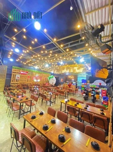 Quán Nhậu cần sang nhượng đường Kênh Tân Hóa quận Tân Phú- Diện tích rộng 187m² 11x17m- Giá thuê