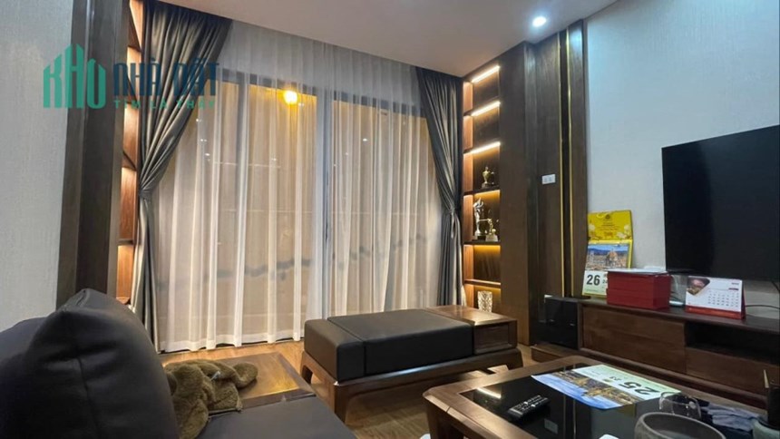 Duy nhất! Bán nhà Nguyễn Khánh Toàn,Quan Hoa  vỉa hè ô tô tránh lô góc 90m2, MT 6m, giá 17.8 tỷ