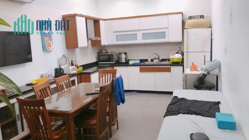 PHƯƠNG MAI-GARA 4 CHỖ - NHÀ ĐẸP Ở LUÔN - KẾT HỢP VĂN PHÒNG KINH DOANH NHỎ - NGÕ THÔNG