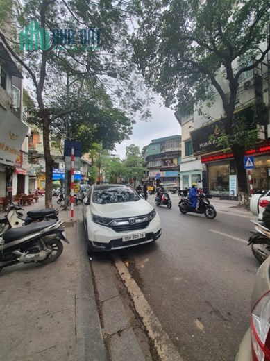 Bán nhà mặt phố Quán Thánh, 12m mặt tiền. LH: Địa Thủy Sư Trần Thọ 0906299843
