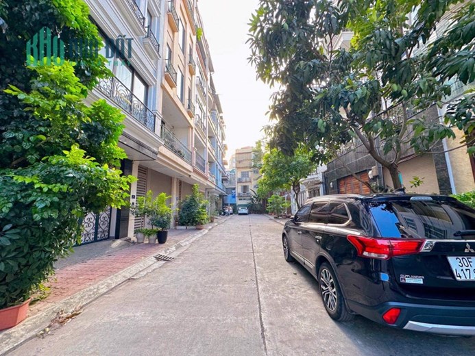 Bán nhà Lô góc,thang máy phố Văn Cao,Ba Đình, vỉa hè ôtô tránh, 100m2 x6Tầng, giá 22 tỷ.