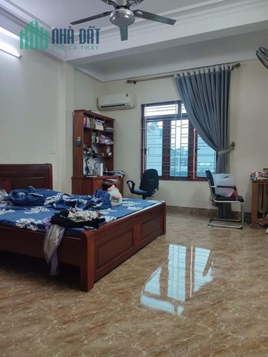 Gara ô tô- kinh doanh đỉnh Xuân Đỉnh 48,5m2, 5 tầng, giá 5.85tỷ
