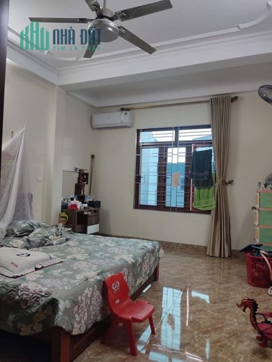 Gara ô tô- kinh doanh đỉnh Xuân Đỉnh 48,5m2, 5 tầng, giá 5.85tỷ