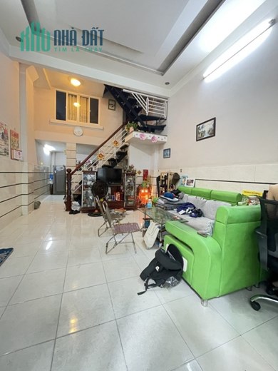 *Bán Gấp Nhà Lê Văn Quới ngay ngã tư bốn xã 40m2,3 Tầng HXH Nhỉnh 3 tỷ