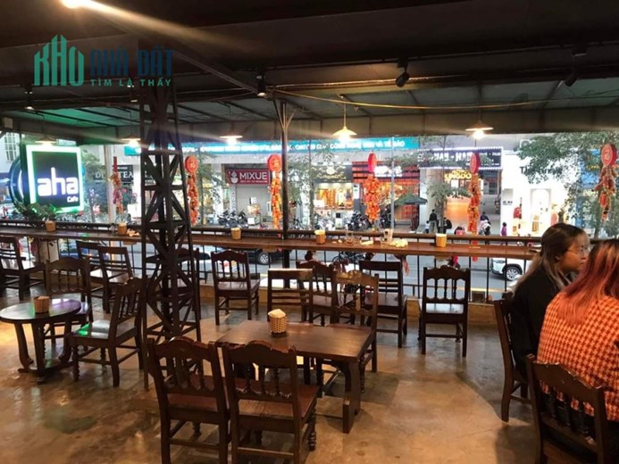 chính chủ cần bán gấp nhà đất mặt phố kinh doanh cực đỉnh ô tô đỗ cửa quận Đống Đa