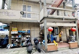 Bán nhà MT Nguyễn Xí 1 chủ từ đầu. Ngang khủng 18m, giá bao đầu tư