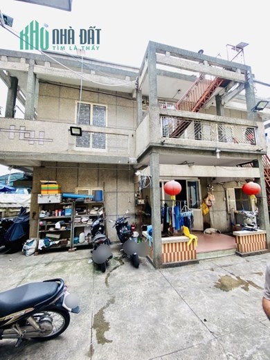 Bán nhà MT Nguyễn Xí 1 chủ từ đầu. Ngang khủng 18m, giá bao đầu tư