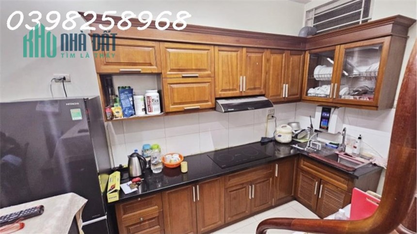 BÁN NHÀ PHƯƠNG MAI, 30m2x 5T, MT3.2m, Ô TÔ ĐỖ CỔNG, LÔ GÓC, KINH DOANH, CHỈ NHỈNH 5 TỶ