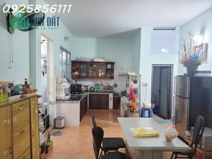 Bán nhà cô chủ 60 tuổi, hẻm ô tô giáp Quận 1 Nguyễn Cửu Vân 72 hơn 10 tỷ