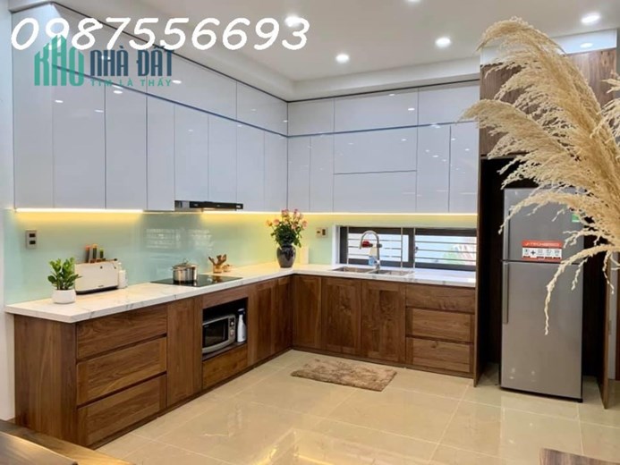 BÁN NHÀ PHƯƠNG MAI, 42m2x 5T, MT3.8m, Ô TÔ ĐỖ CỔNG, LÔ GÓC, KINH DOANH, CHỈ NHỈNH 4 TỶ