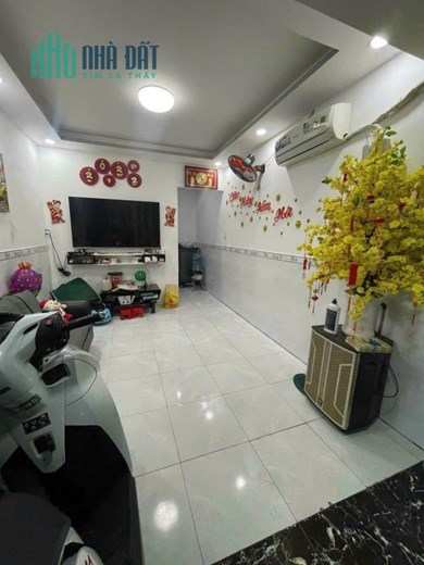 Hàng Cực Hiếm,Nhà Mới Đẹp Sát Mặt Tiền Đường Lớn 10m ,Nguyễn Văn Luông Quận6, Xíu 3Tỷ