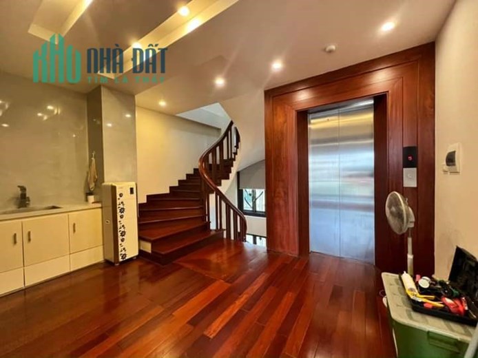 Cực Hiếm phố Mai Dịch 76,7m2 vỉa hè kinh doanh, 7 tầng thang máy 15.5tỷ