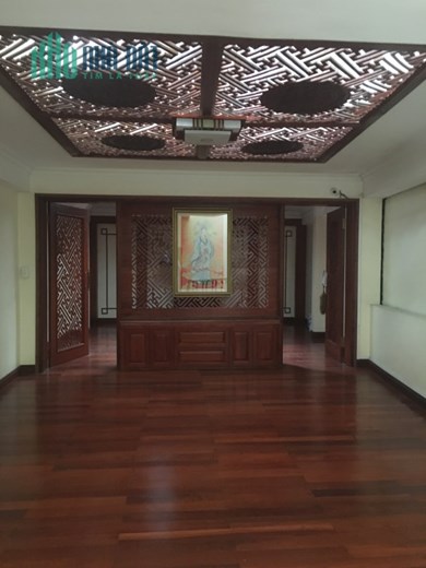 Bán nhà phố Ngô Gia Tự view hồ, lô góc, ô tránh, kinh doanh ngày đêm nhỉnh 4 Tỷ.