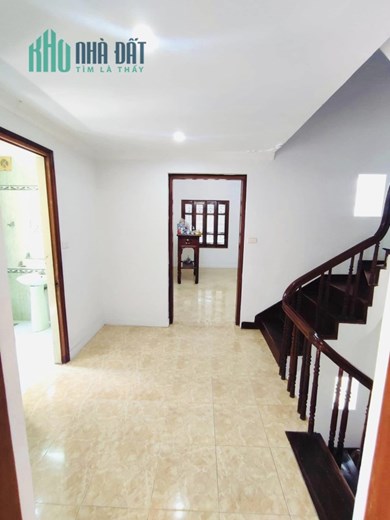 KHU VIP ĐẦM TRẤU-PHÂN LÔ-VỈA HÈ-ÔTÔ VÒNG QUANH-LÔ GÓC-46M 11xTỶ-KINH DOANH