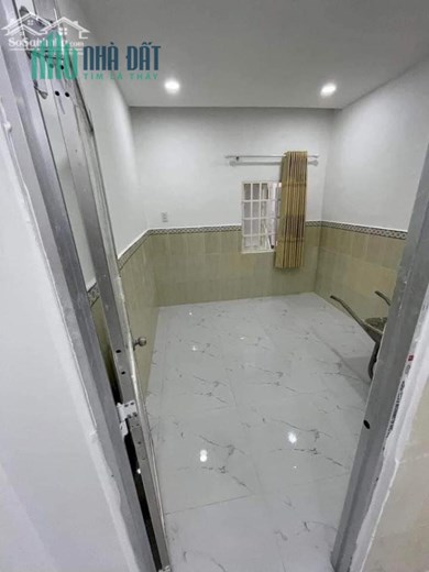 2.95 tỷ- 60m2- 2 tầng-Hẻm ô tô cách nhà 30m-Đối diện Vincom-Linh Chiểu-TD