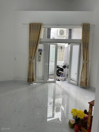 2.95 tỷ- 60m2- 2 tầng-Hẻm ô tô cách nhà 30m-Đối diện Vincom-Linh Chiểu-TD