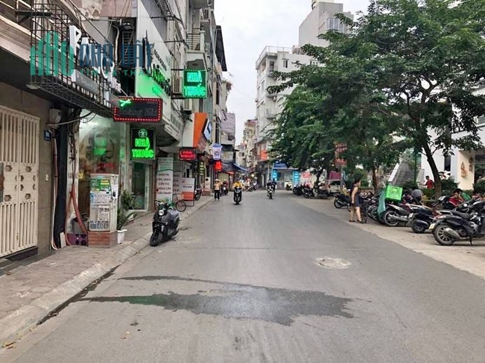 BÁN TÒA BUILDING VĂN PHÒNG MẶT PHỐ NGUYỄN PHÚC LAI LÔ GÓC 145M2, 9T, MT 8M, GIÁ 42,8 TỶ.