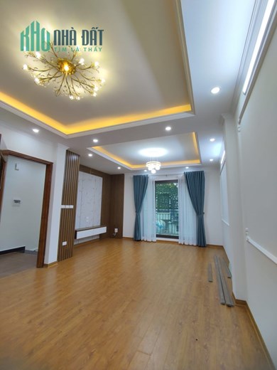 Bán nhà phố Hoàng Ngân 42m 6 tầng 4 ngủ mặt tiền 4.5m nhà đẹp ở ngay  mặt ngõ thông KD nhỉnh 5 tỷ