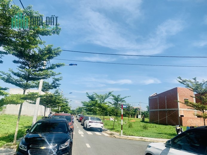 Bán đất KDL Sinh Thái Làng Bưởi Tân Triều Đồng Nai, SHR giá từ 1.45 tỷ. Lh:0961221107.