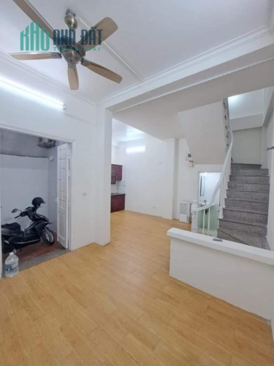 BÁN NHÀ THANH XUÂN, NHÀ ĐẸP, Ở LUÔN ,42Mx 4 Tầng x 4.2 Tỷ