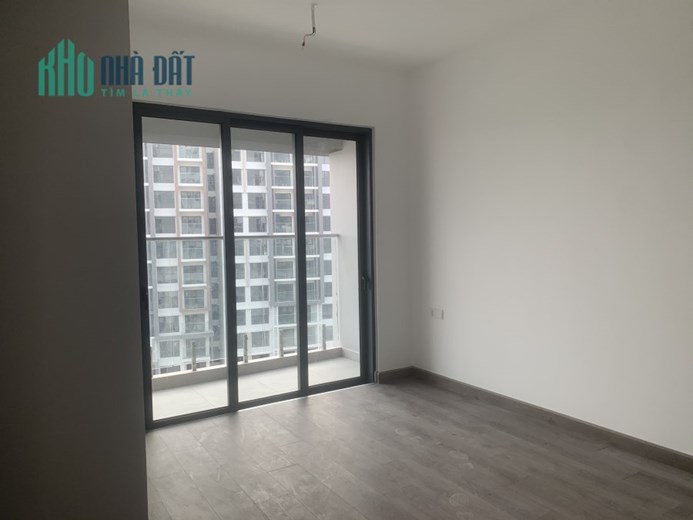 Bán gấp căn hộ 85m2 Diamond Alnata Celadon City giá 4ti1 bao hết