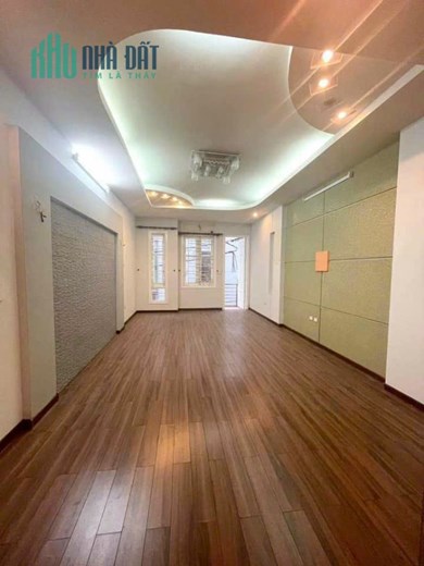 Bán nhà Khu DƯƠNG QUẢNG HÀM - CẦU GIẤY - Ô TÔ RA VÀO NHÀ THOẢI MÁI. Diện tích 68m2 5 tầng MT 4m.
